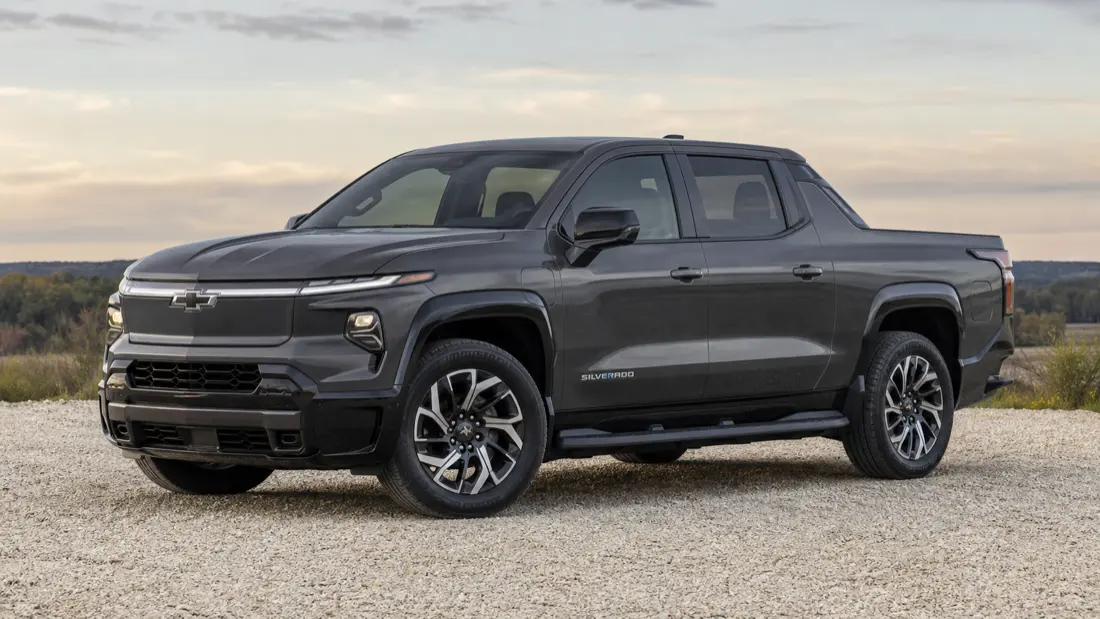 Chevrolet Silverado EV pickup — bed sizes and tonneau cover fitment