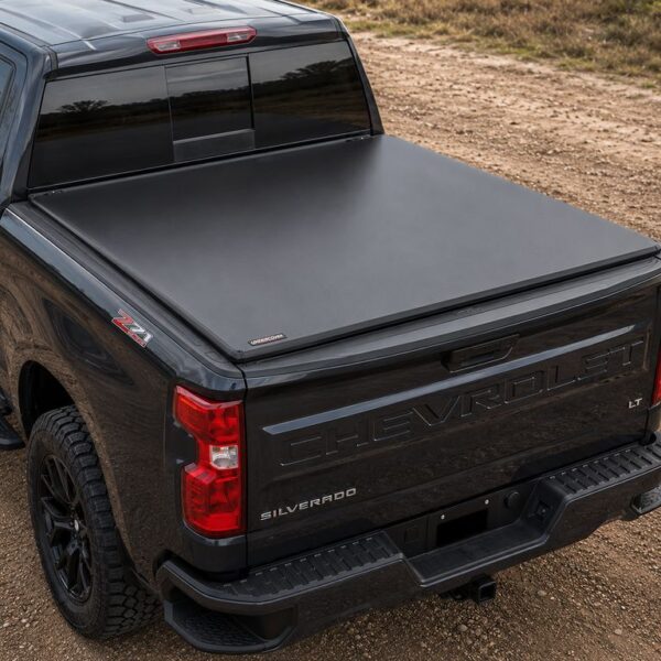 Hinged / one-piece tonneau covers